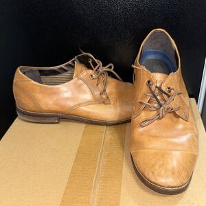 Rockport Men's Tan Leather Derbys